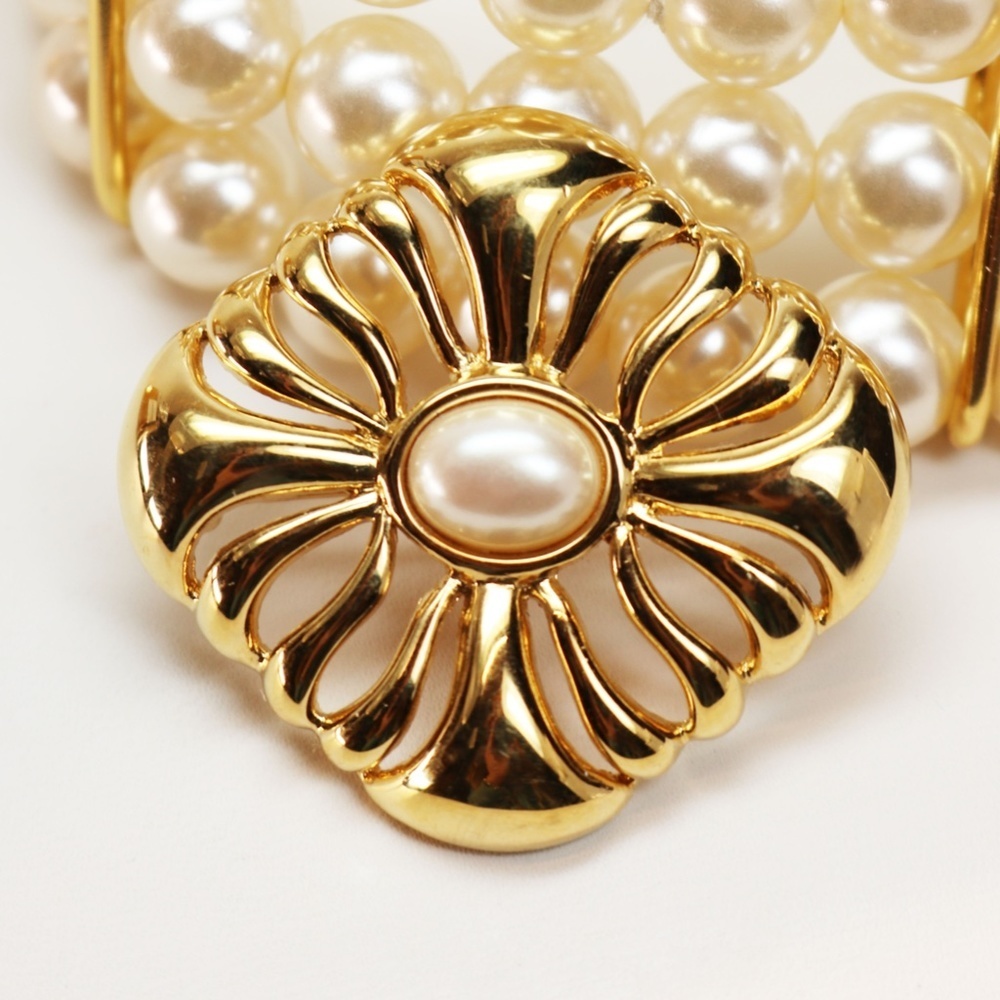 Monet Pearl Brooch